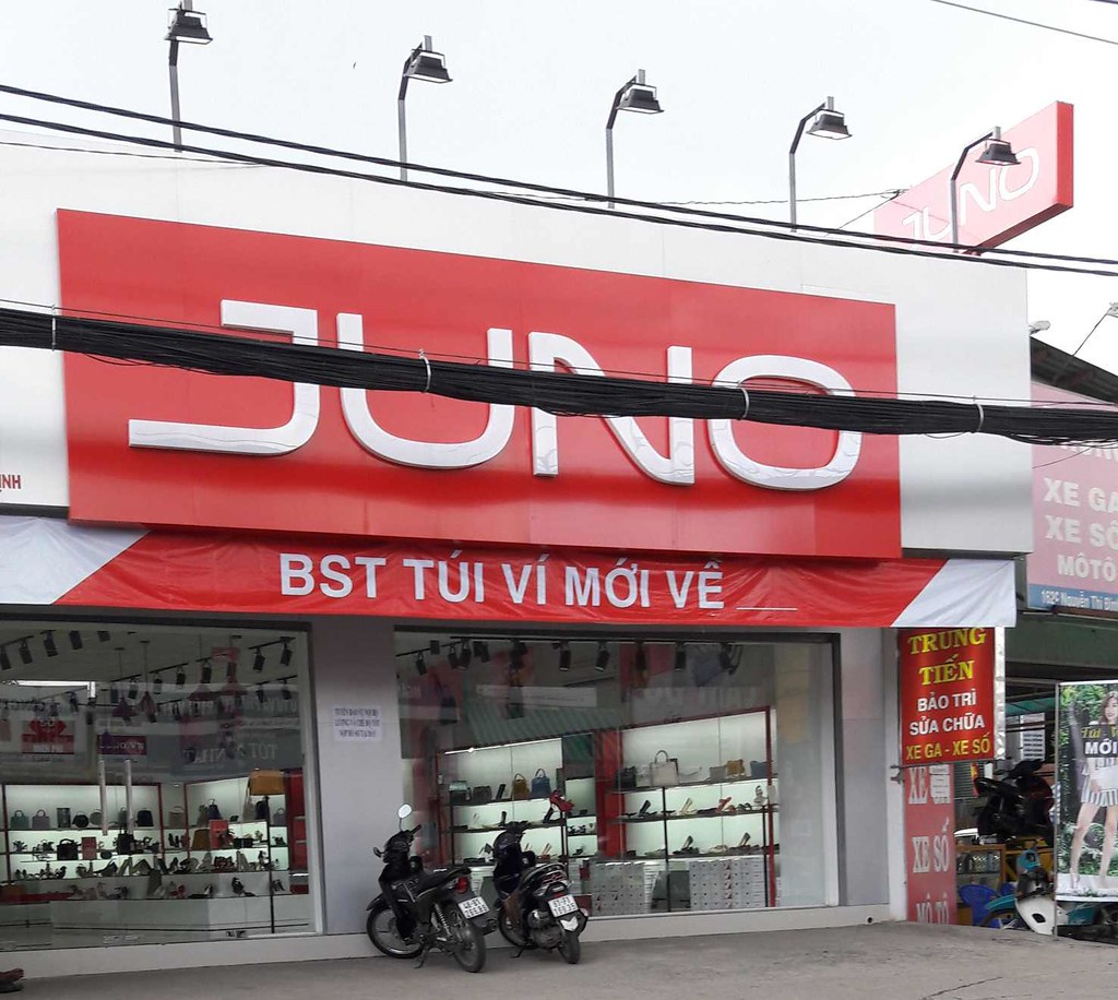 hang hieu juno giay thoi trang